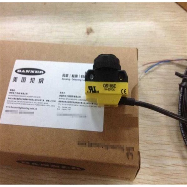 BANNER邦納堅固耐用全能型光電傳感器Q4X系列Q4XTBCOD300-Q8