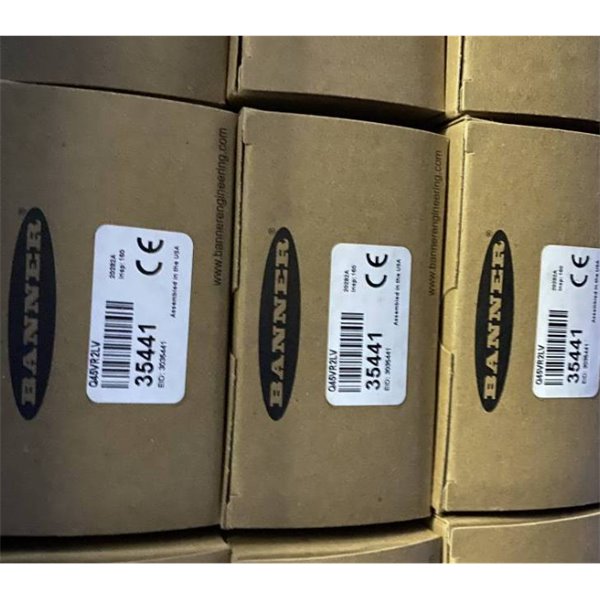 BANNER邦納堅固耐用全能型光電傳感器Q4X系列Q4XTBCOD300-Q8